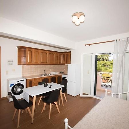 Anna Maria Apartment Lefkada City Bagian luar foto