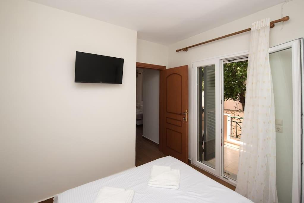 Anna Maria Apartment Lefkada City Bagian luar foto