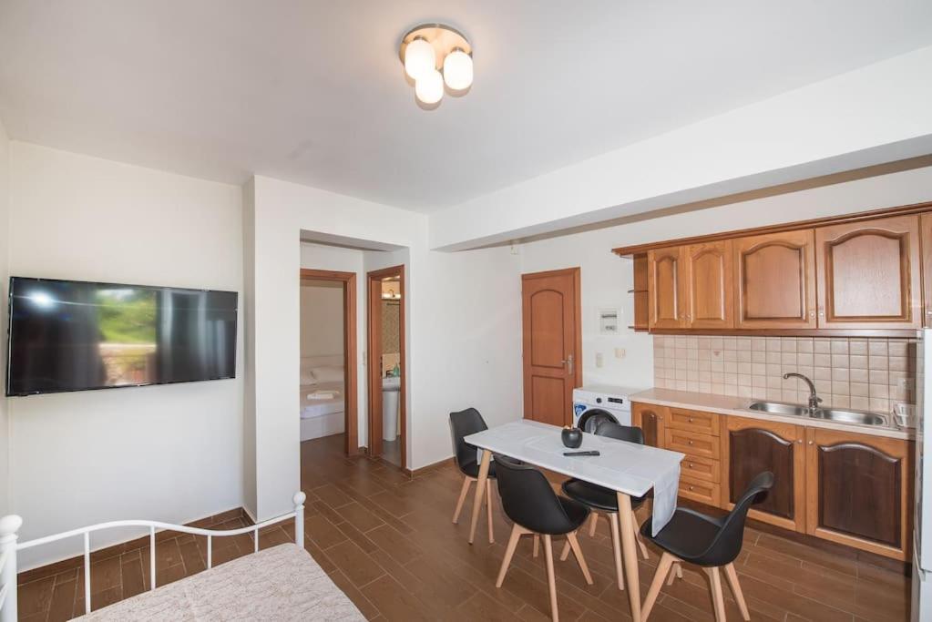 Anna Maria Apartment Lefkada City Bagian luar foto