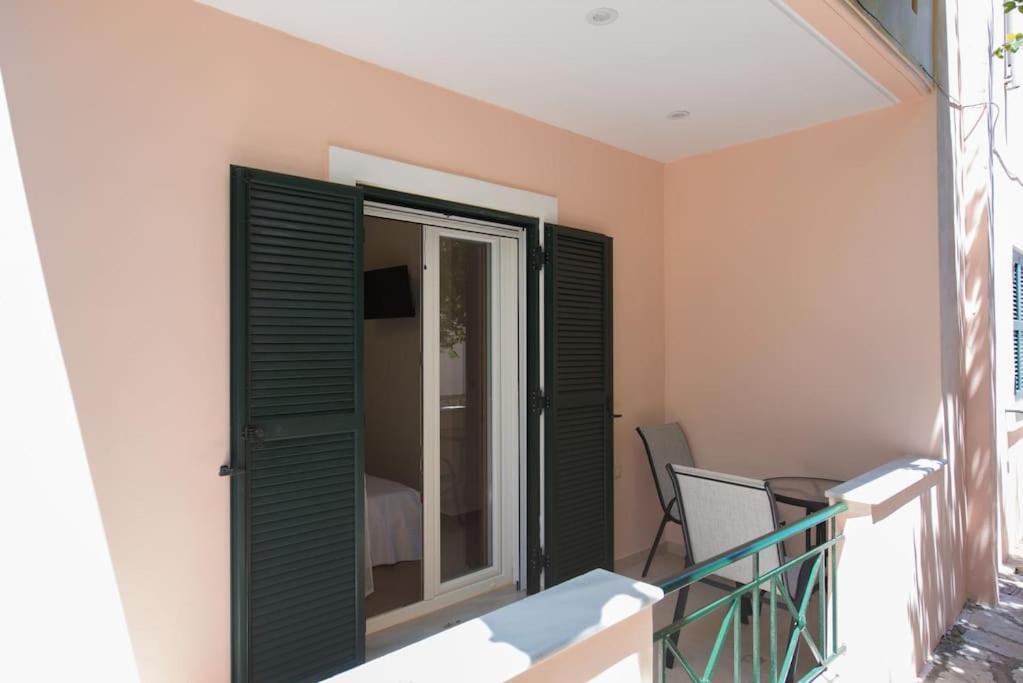 Anna Maria Apartment Lefkada City Bagian luar foto