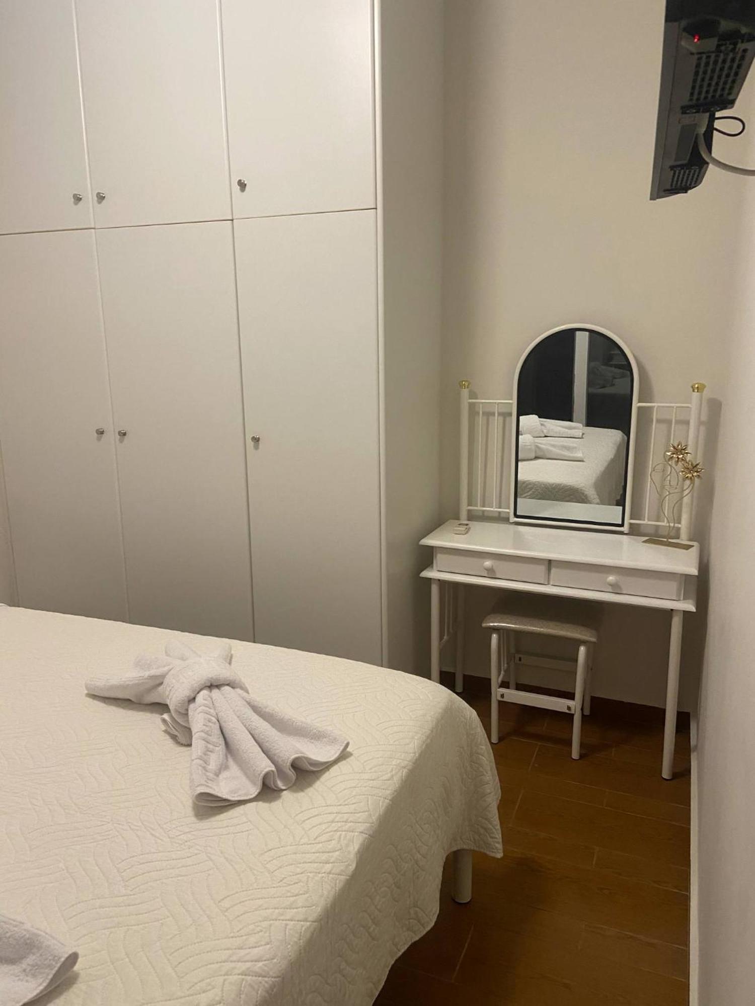 Anna Maria Apartment Lefkada City Bagian luar foto